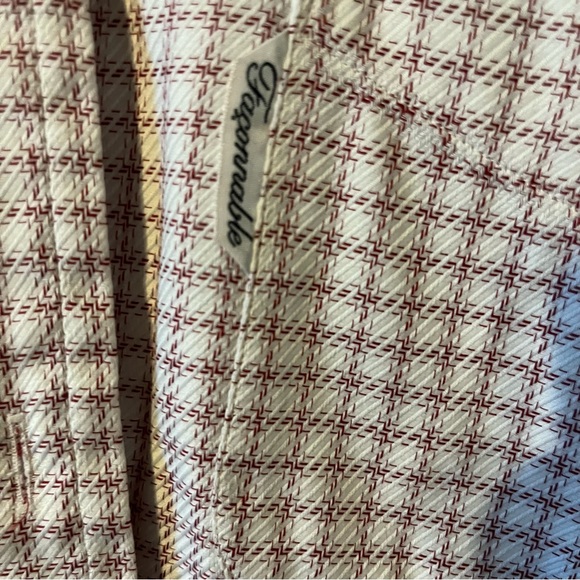 Red & White Long Sleeve Button Down Collared Shirt, Size 16L, 100% Cotton - Picture 2 of 4